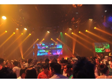 Bar - Vũ trường High Club Saigon Bar - Vũ trường High Club Saigon